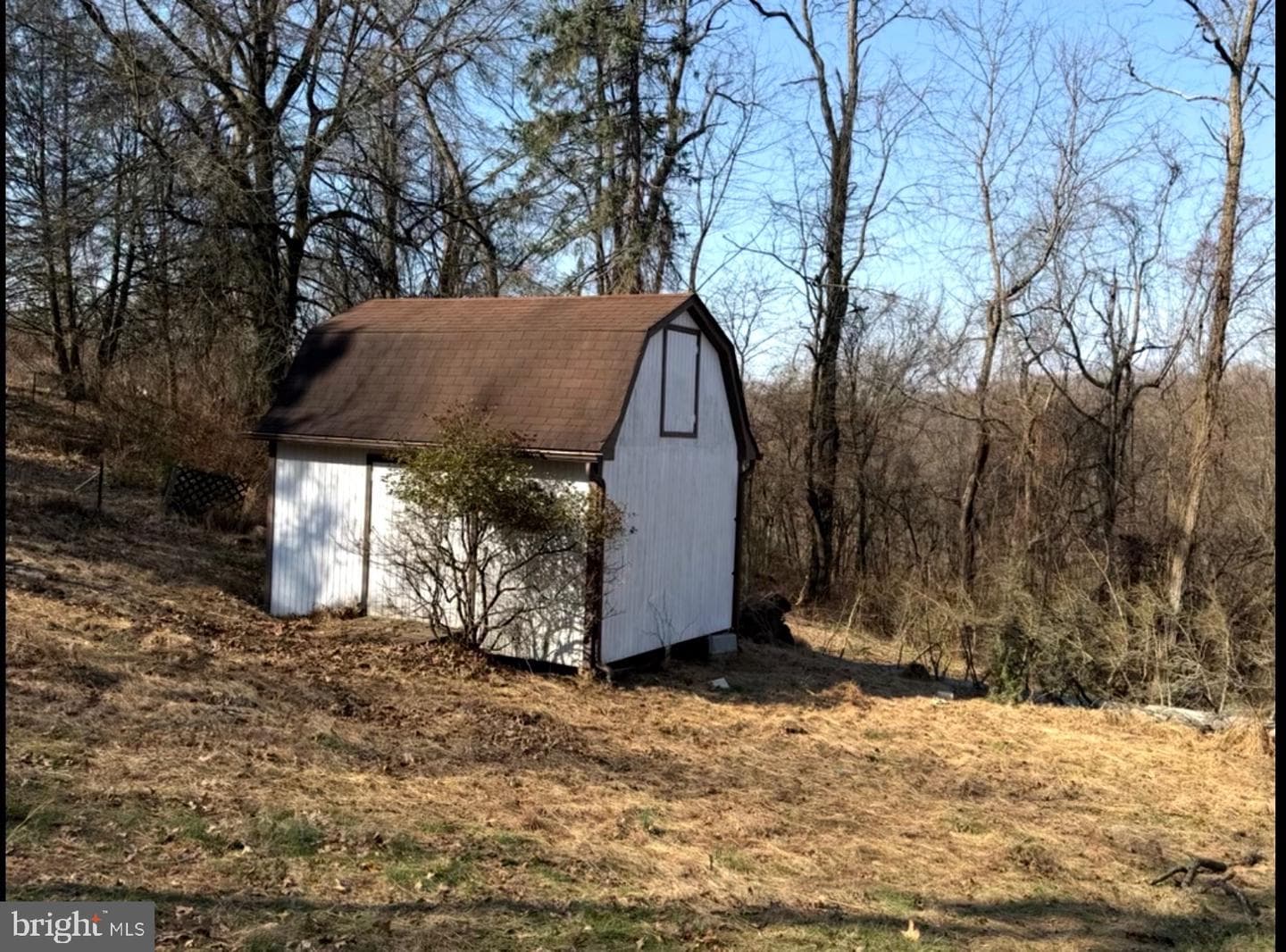309 Gibson Avenue photo 22