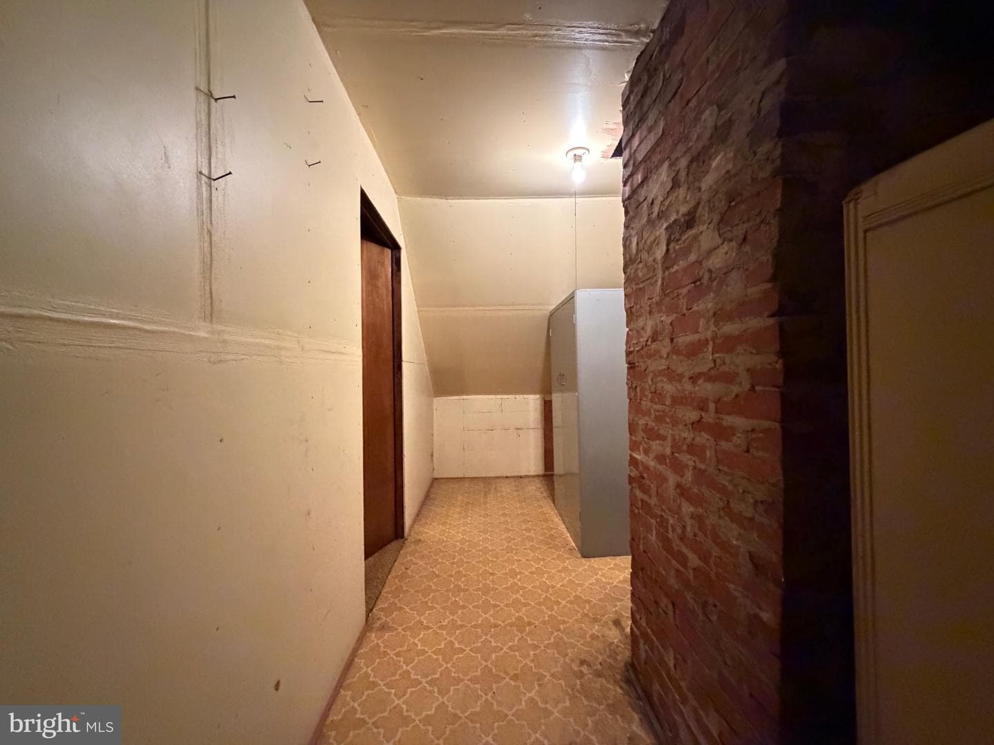 309 Gibson Avenue photo 6