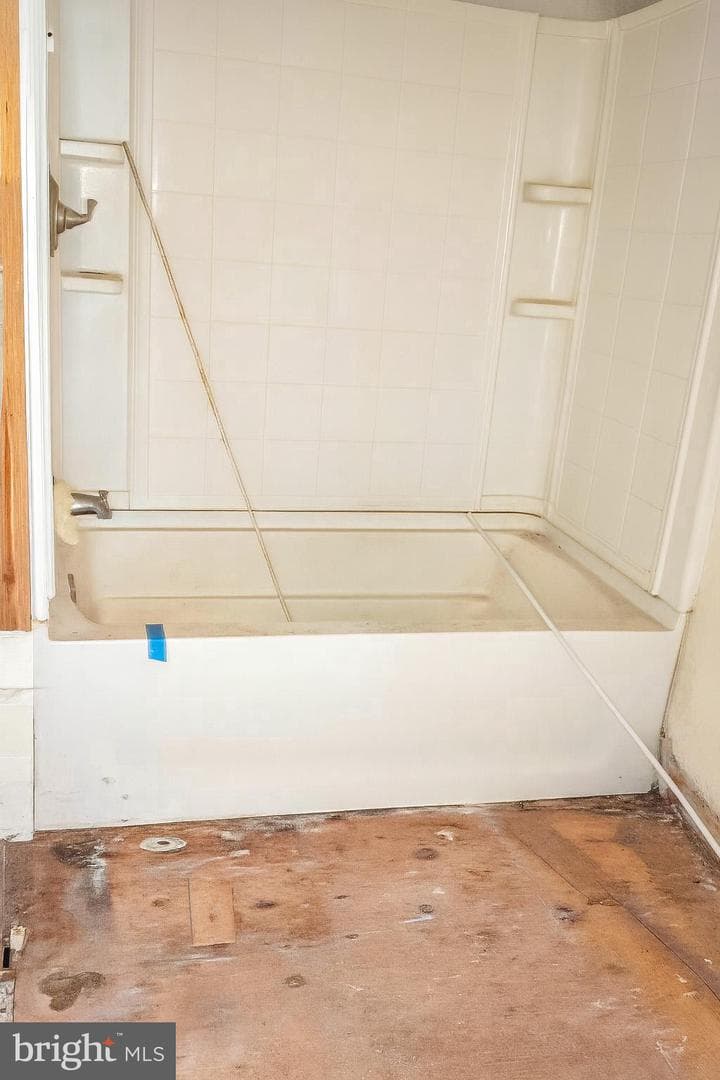 2713 Wilson Street photo 5