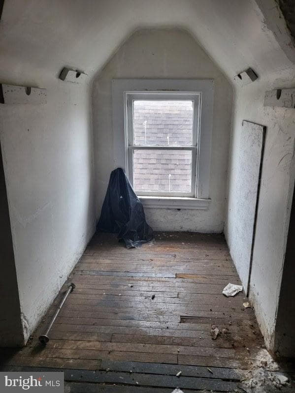 413 Delaware Street photo 4