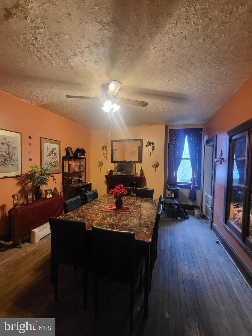 413 Delaware Street photo 8