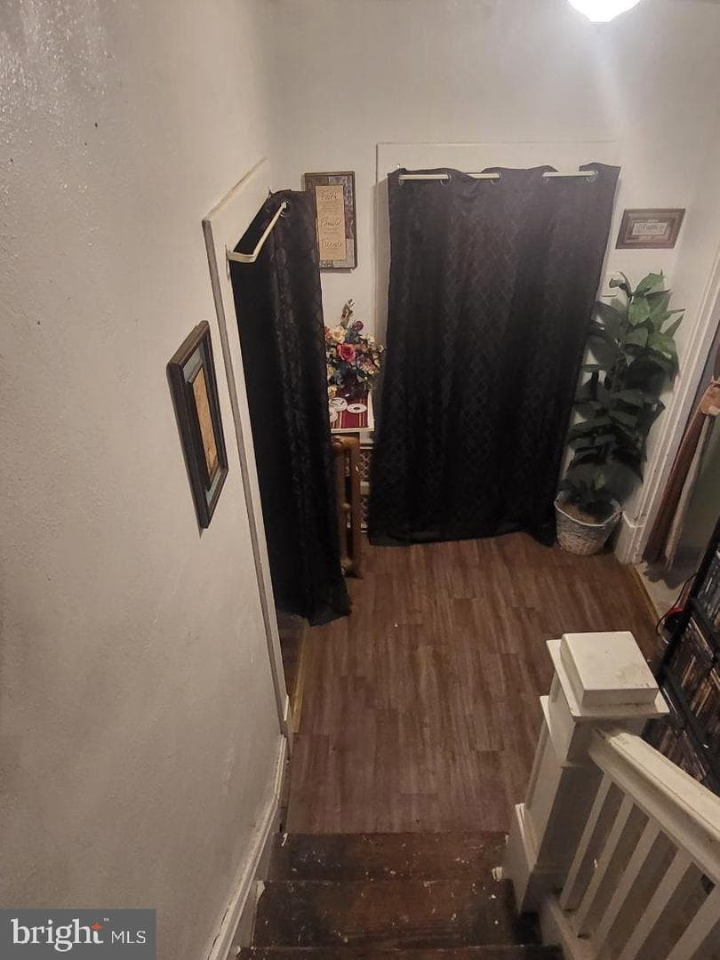 413 Delaware Street photo 9