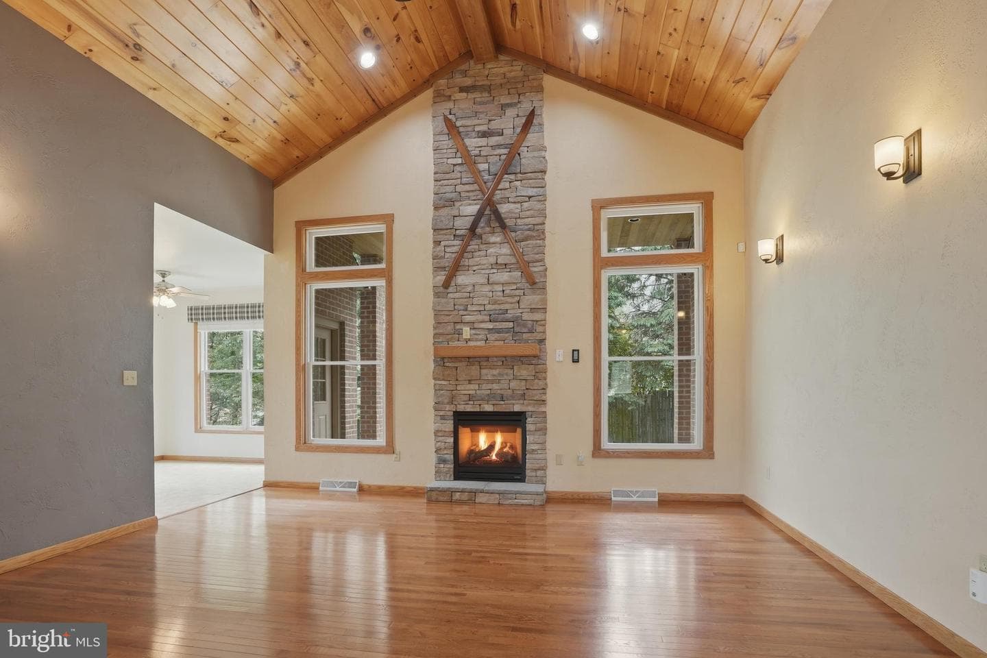 34 Harrington Way photo 3