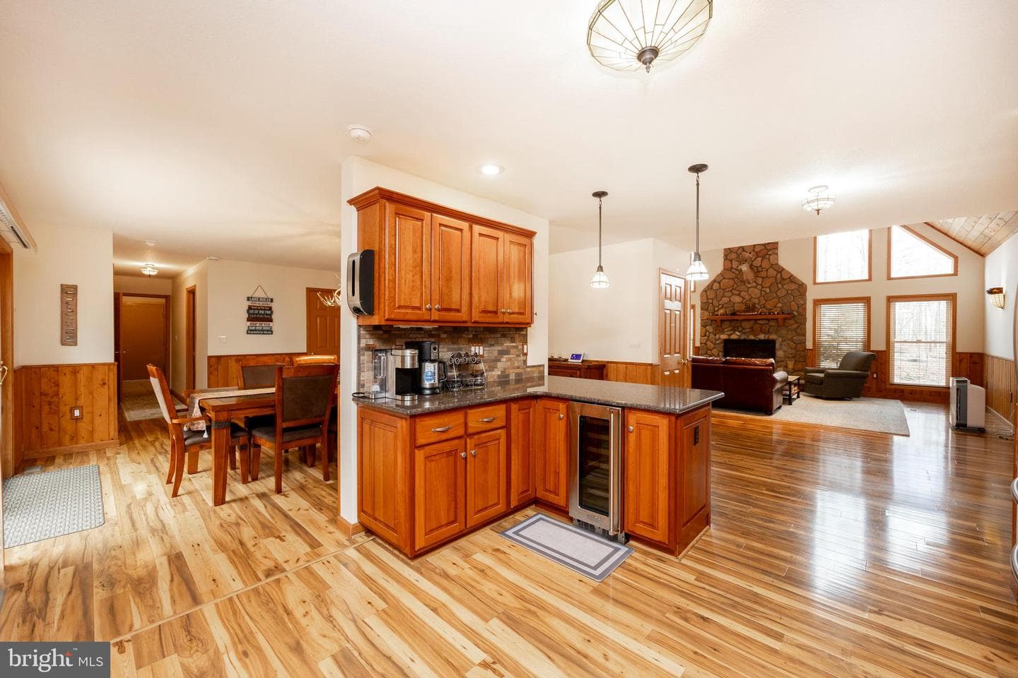1212 Acacia photo 23