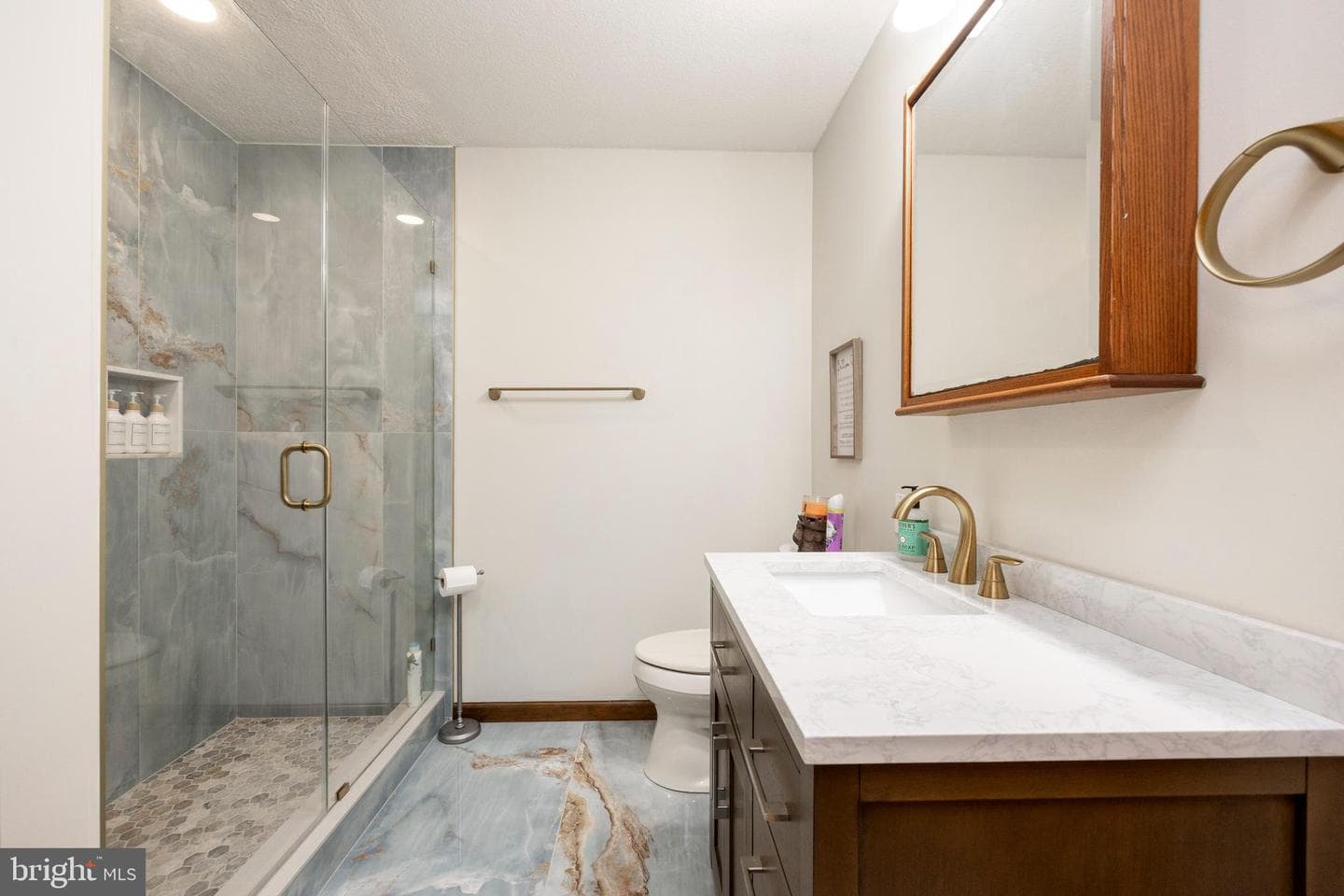 1212 Acacia photo 31