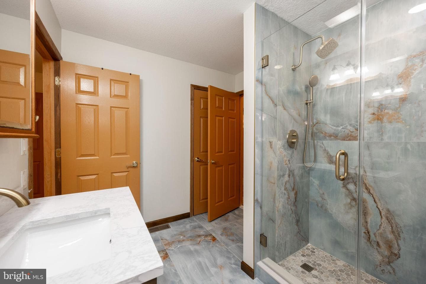 1212 Acacia photo 32