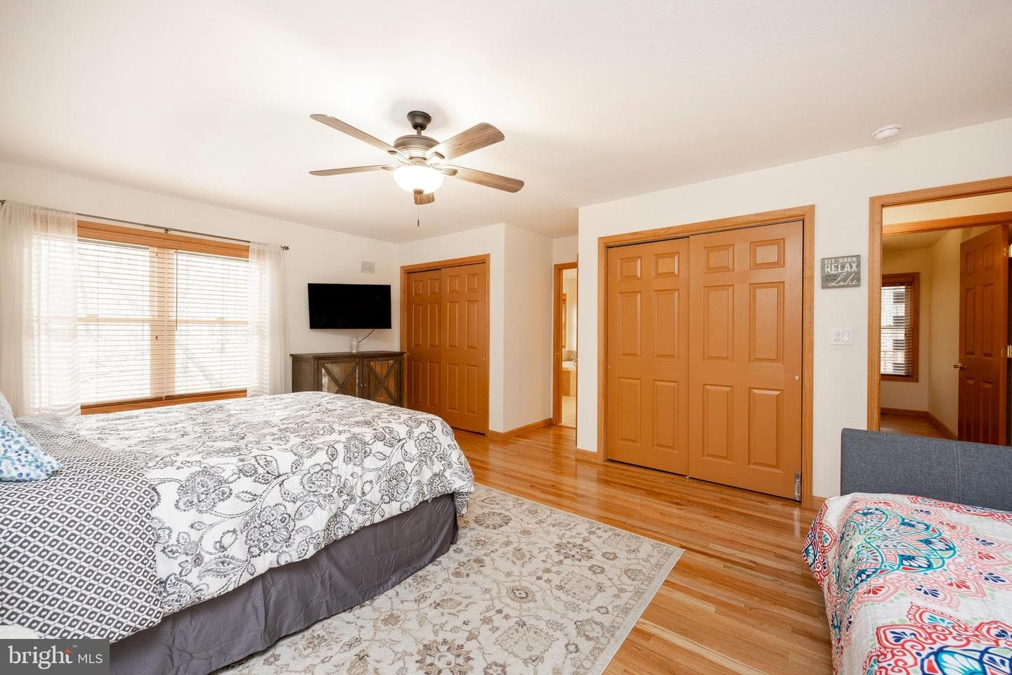 1212 Acacia photo 39