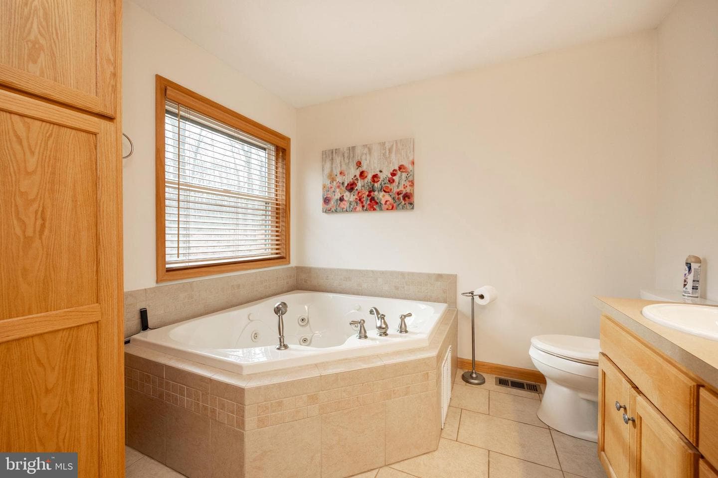 1212 Acacia photo 41
