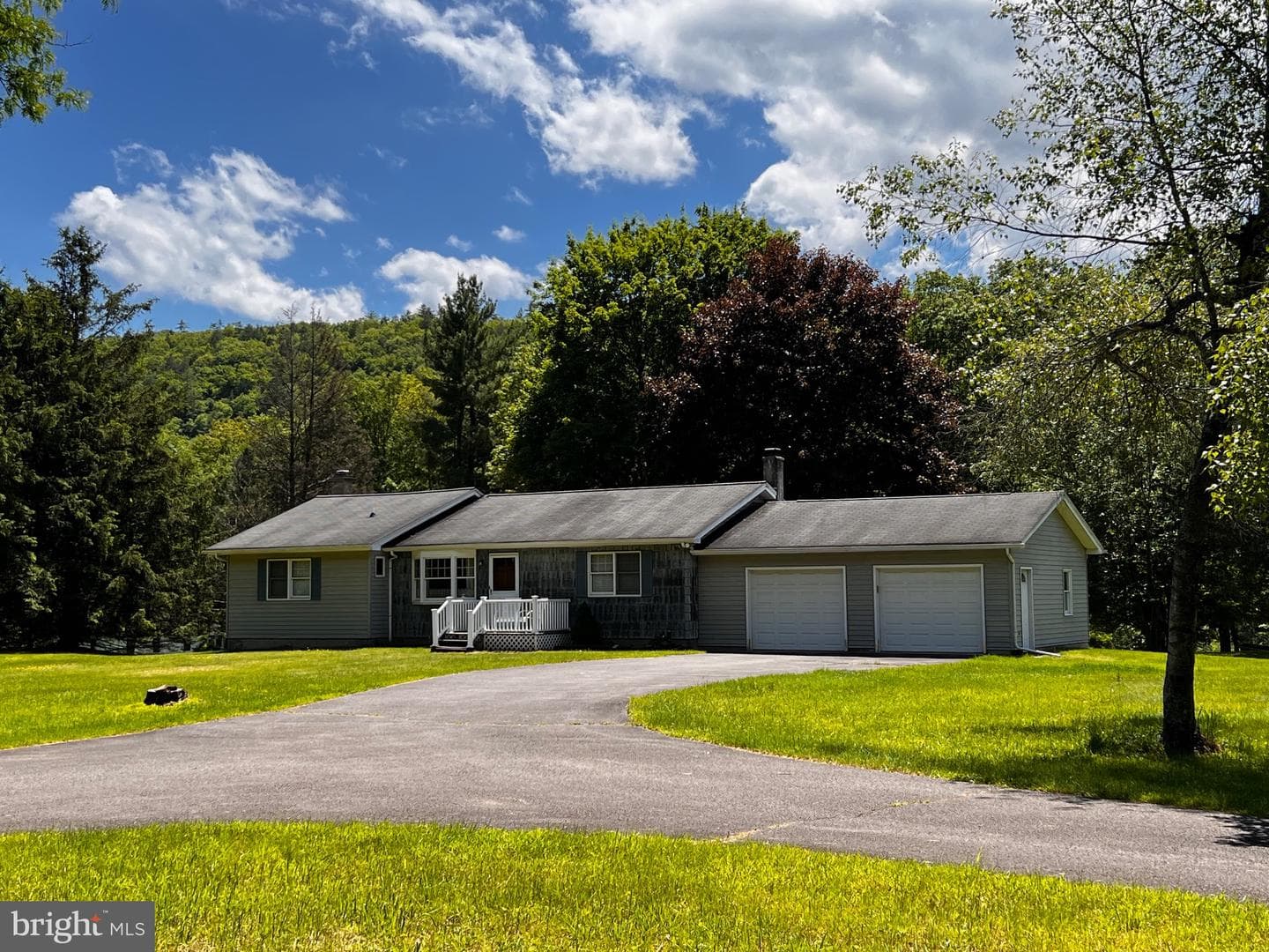 288 River Road photo 1