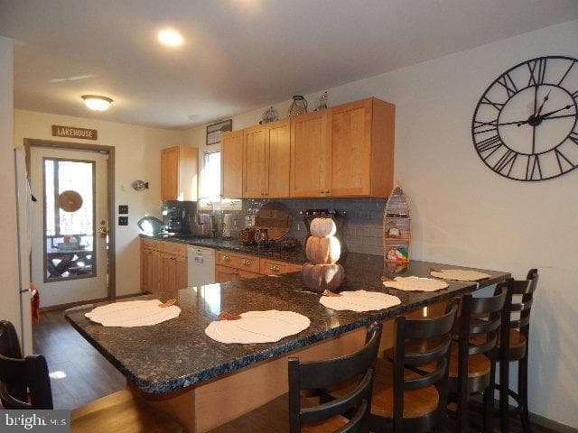 75 Woodhill Lane photo 14