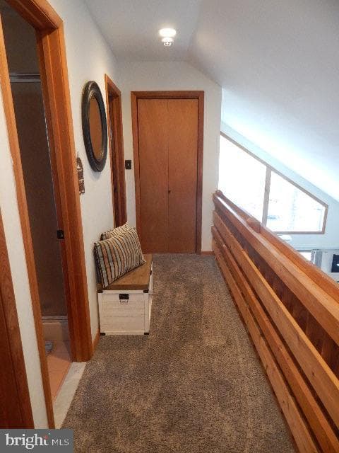 75 Woodhill Lane photo 18