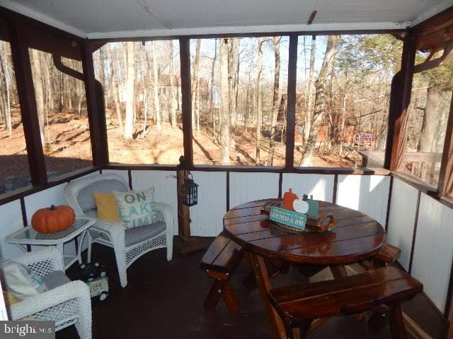 75 Woodhill Lane photo 25
