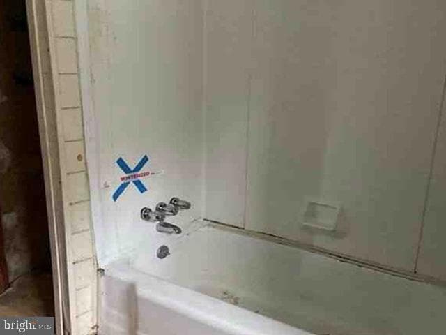 471 Griffith Road photo 10