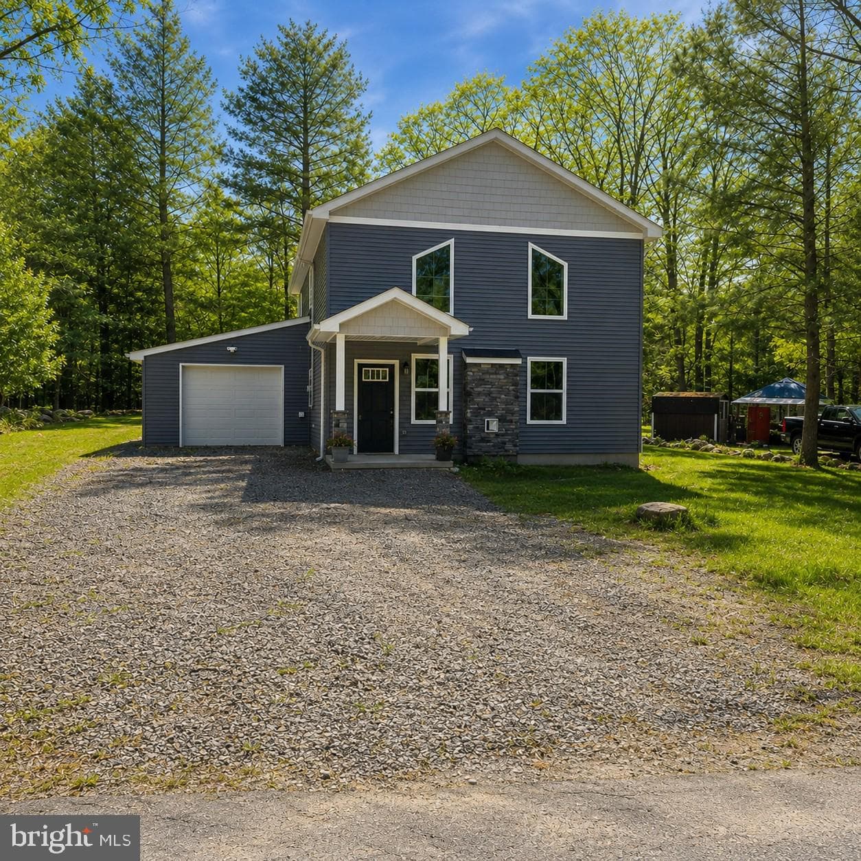 1073 Westside Drive, South Sterling