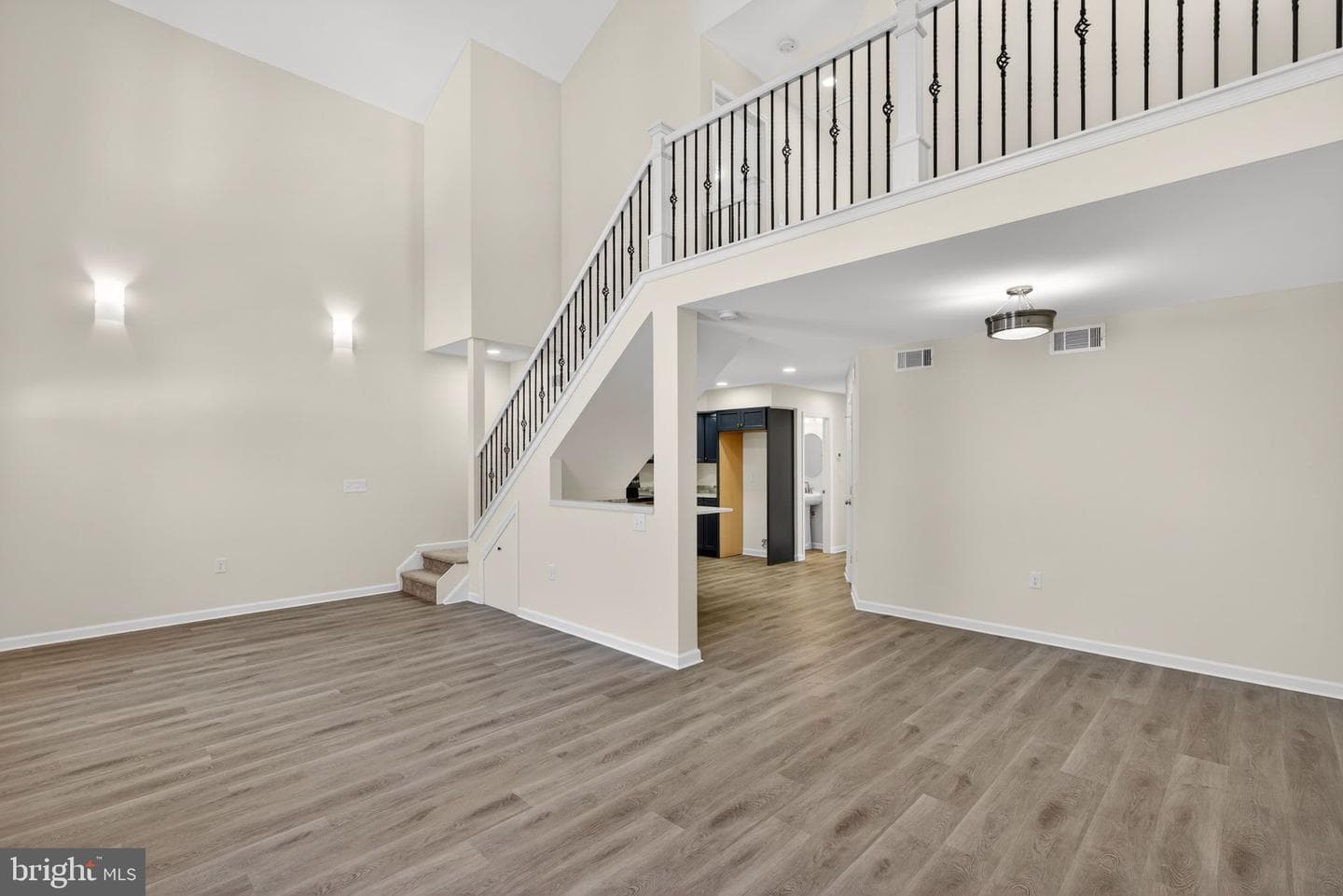 1073 Westside Drive photo 34
