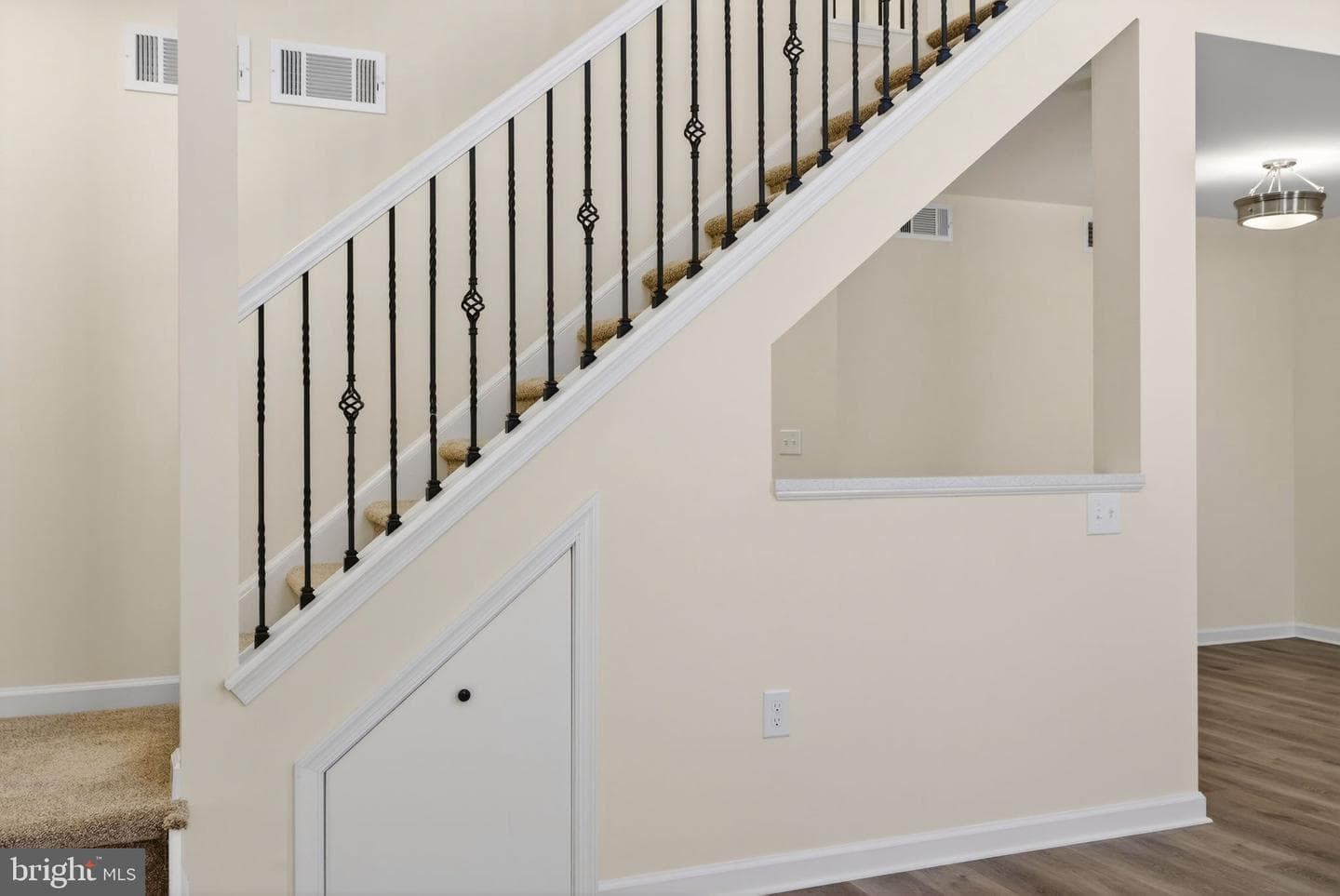 1073 Westside Drive photo 36