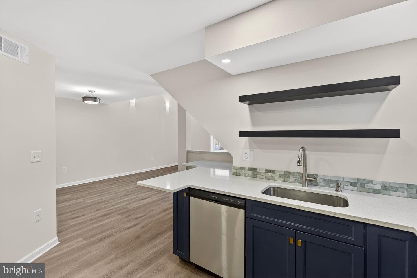 1073 Westside Drive photo 45