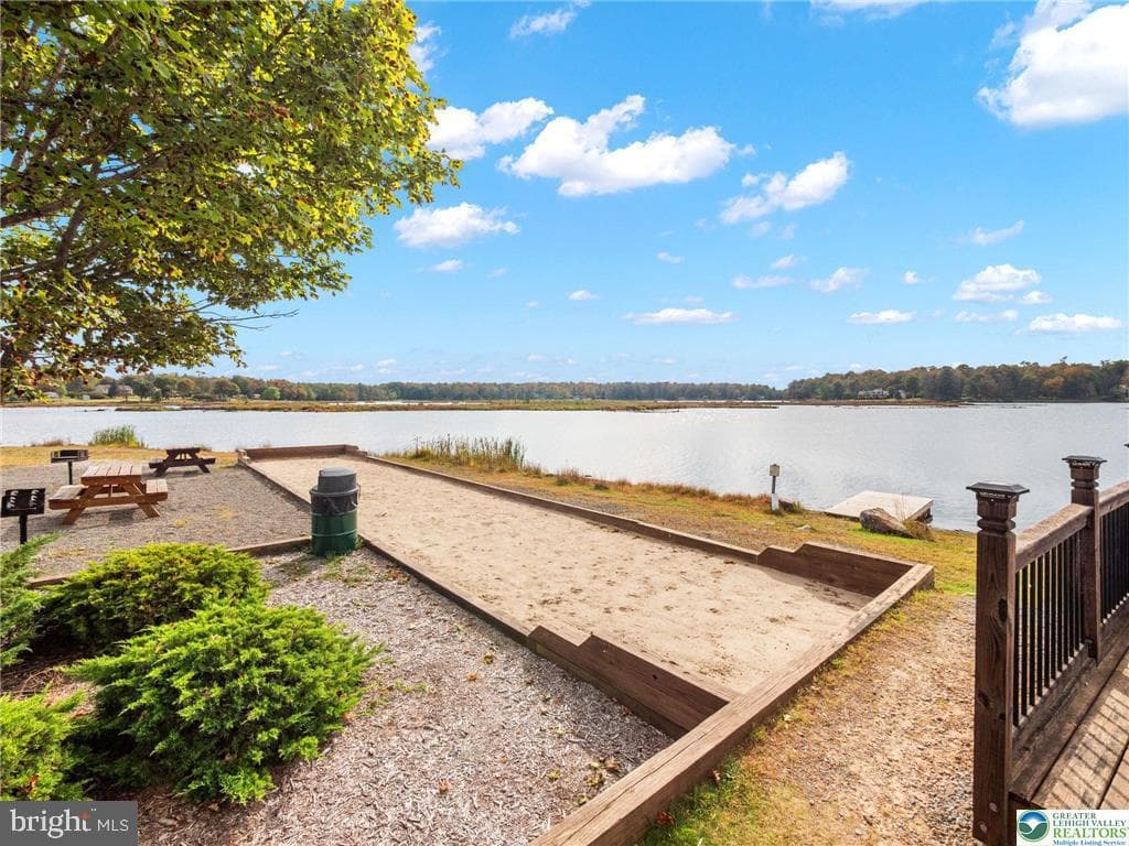 1073 Westside Drive photo 88