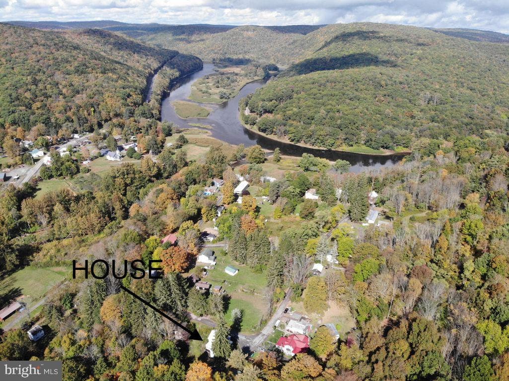 45 Grocery Hill Road, Equinunk