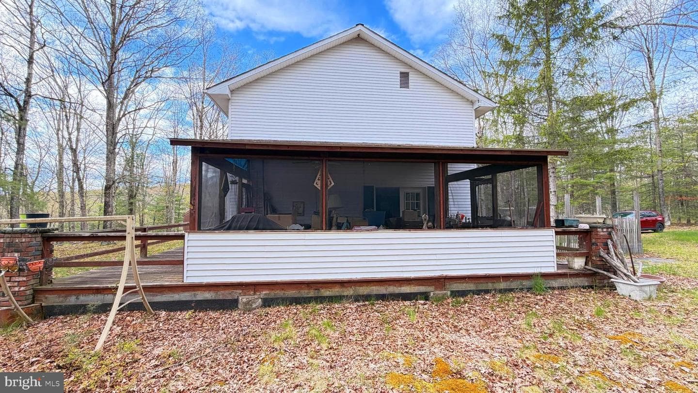 121 Ledgewood Dr photo 7
