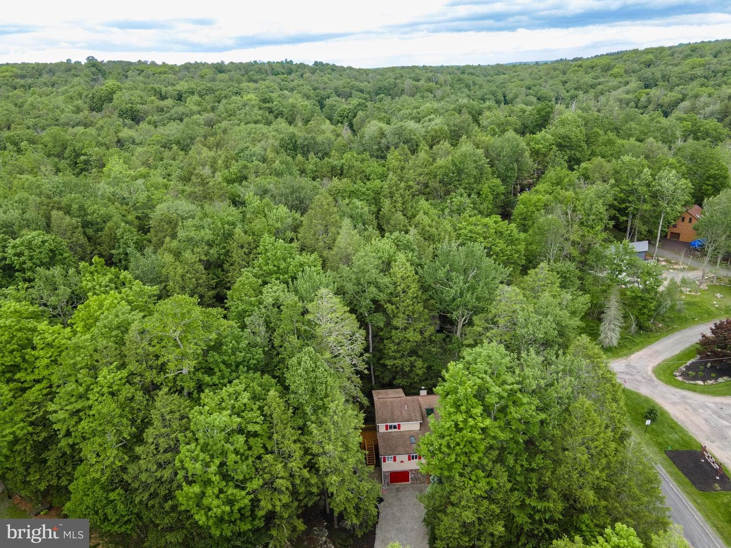 1006 Rolling Hills Drive, Lake Ariel