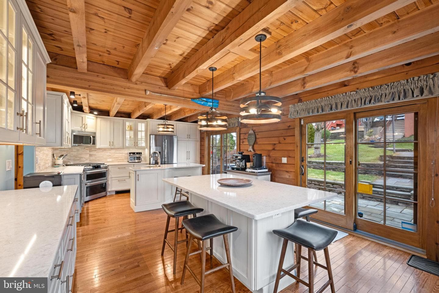 327 Marina Lane, Factoryville
