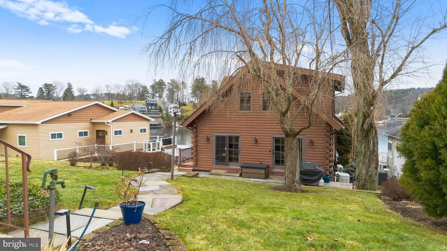 327 Marina Lane photo 83