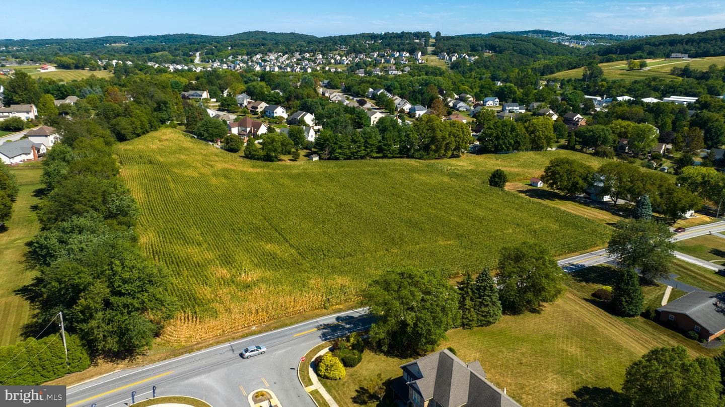 Lot 5 Berkeley Model Chestnut Hill Road photo 5