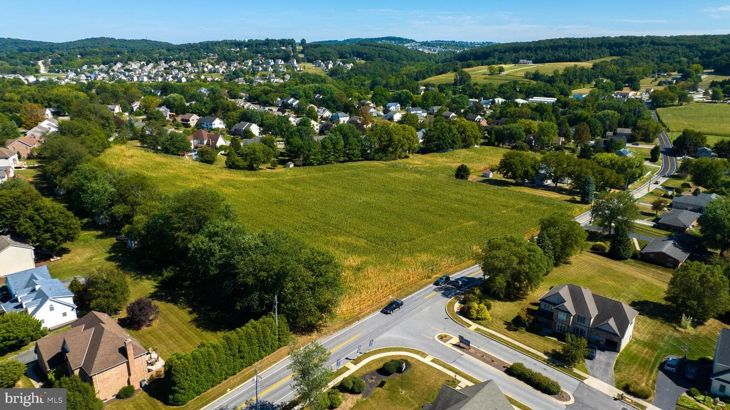 Lot 5 Berkeley Model Chestnut Hill Road photo 6