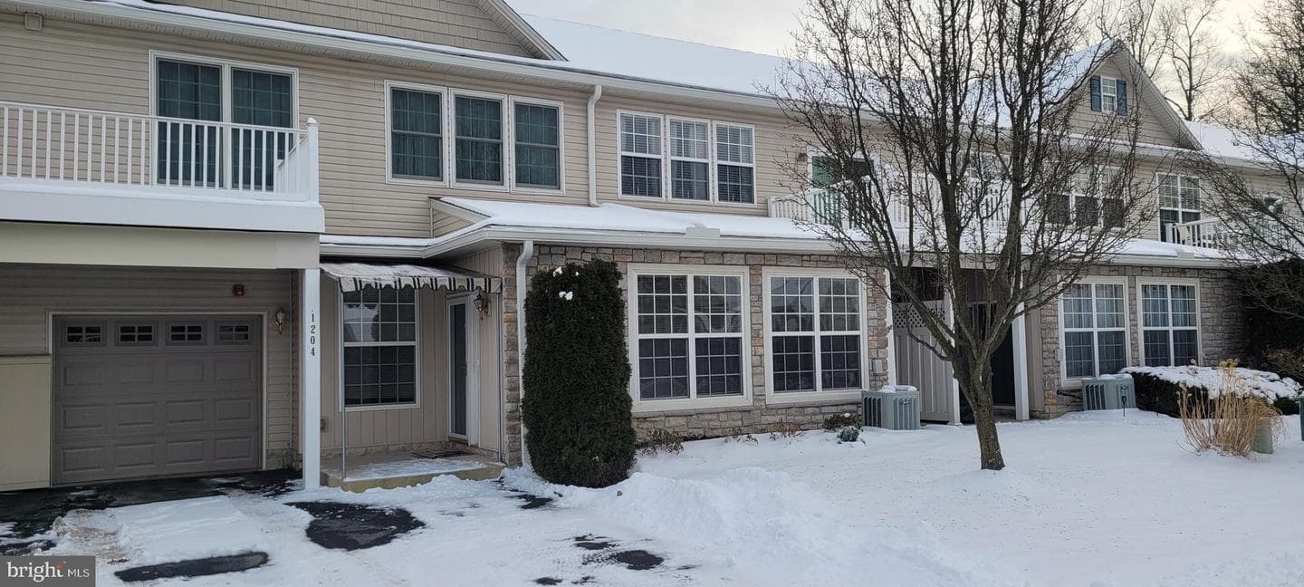 1204 Crestview Lane photo 2