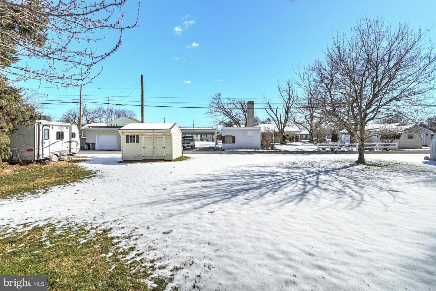 1209 E Walnut Street photo 6