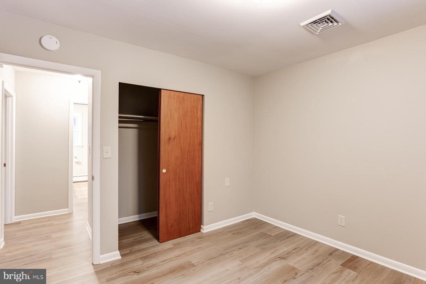 309 Hillcrest Drive photo 21