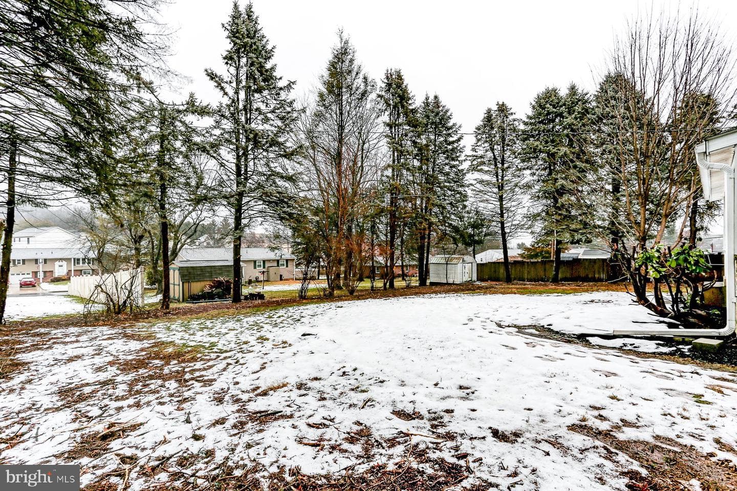 309 Hillcrest Drive photo 26
