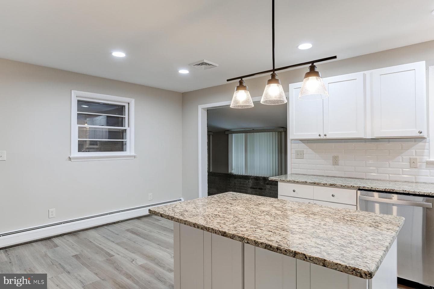 309 Hillcrest Drive photo 8
