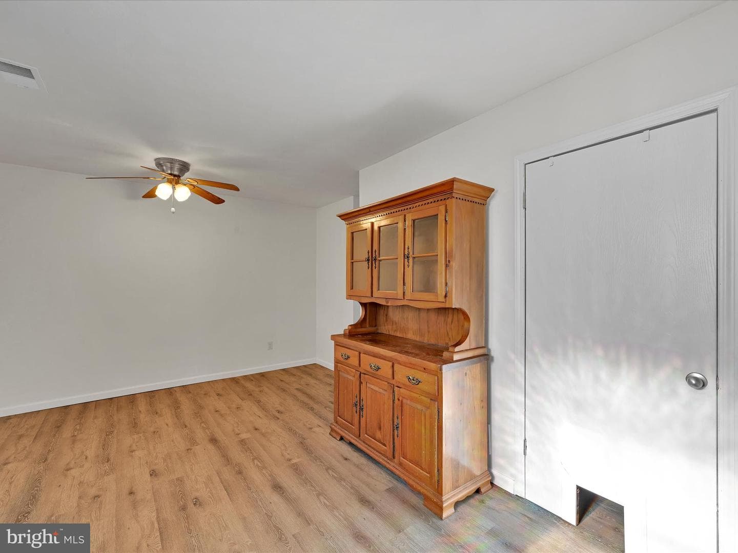 5 Stuart Circle photo 10