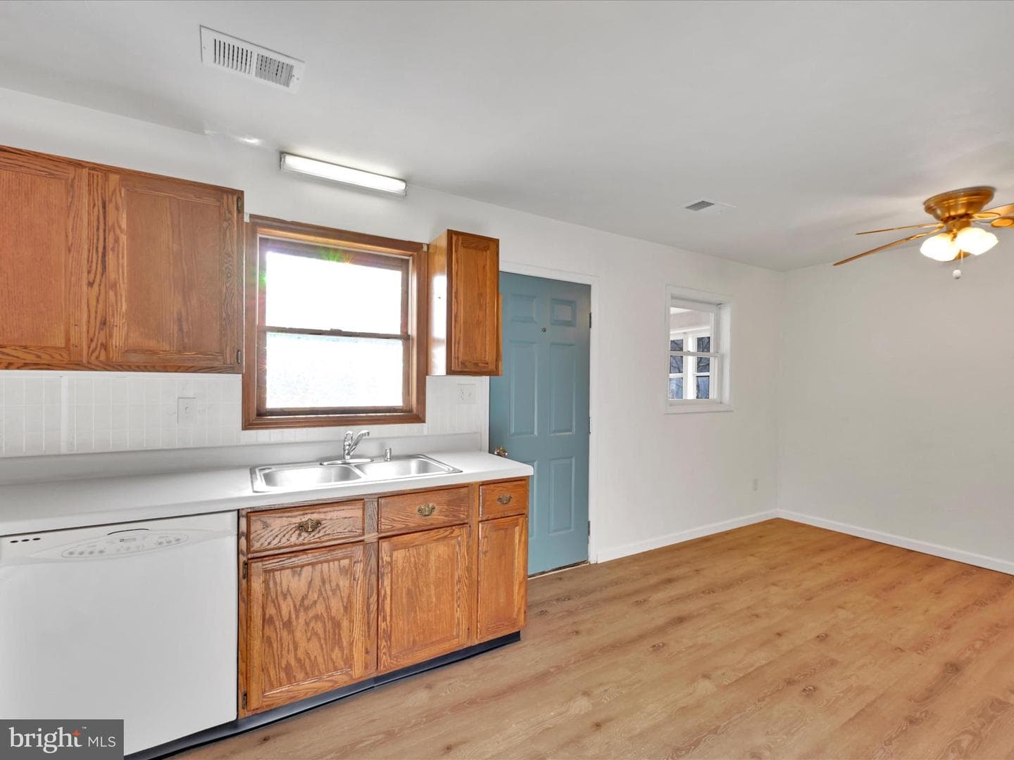 5 Stuart Circle photo 11