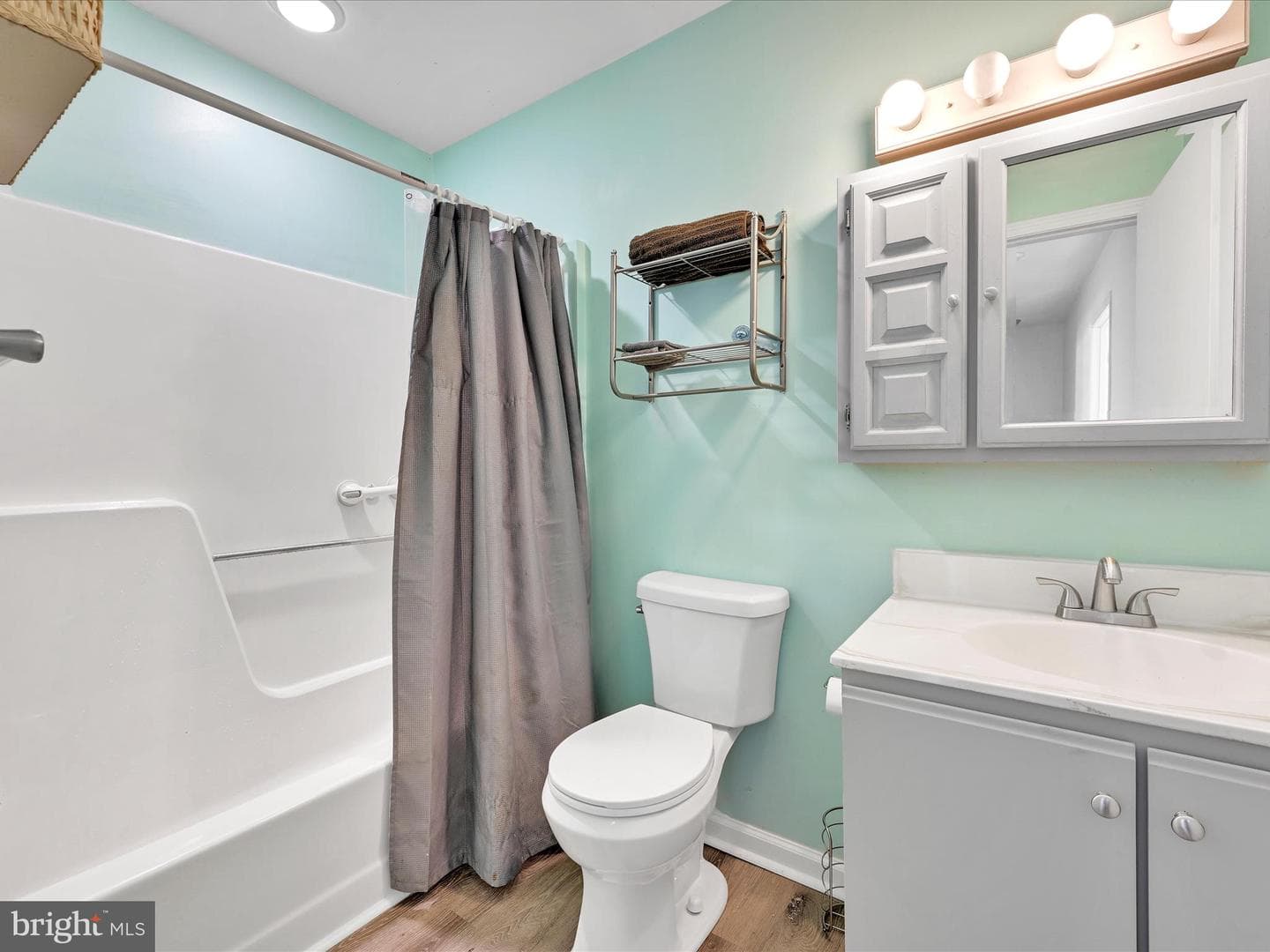 5 Stuart Circle photo 19