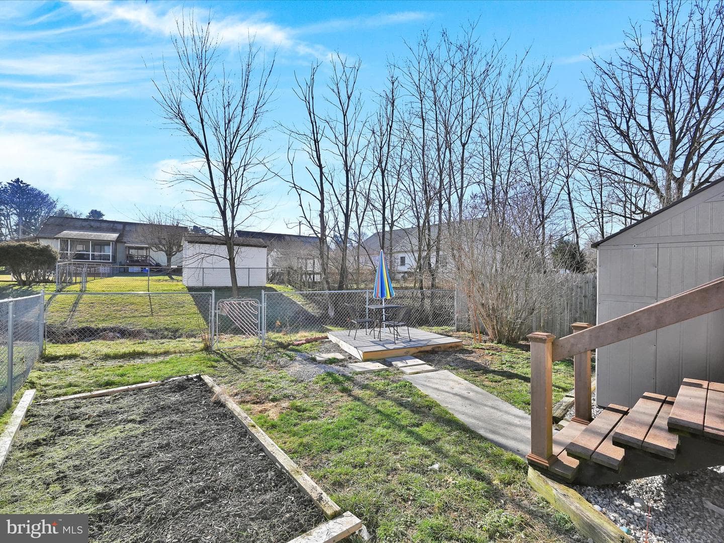 5 Stuart Circle photo 26