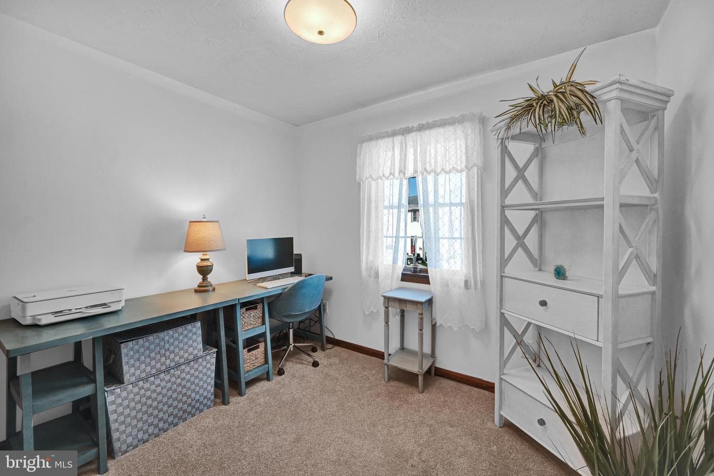 550 E Walnut Street photo 20