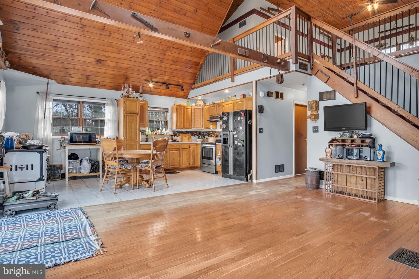1142 Trinity North Road photo 12