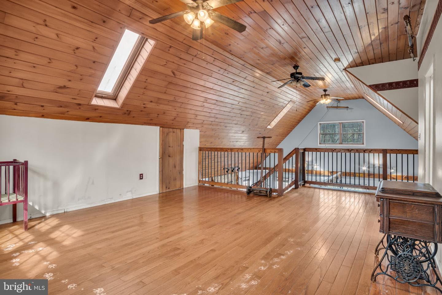 1142 Trinity North Road photo 26
