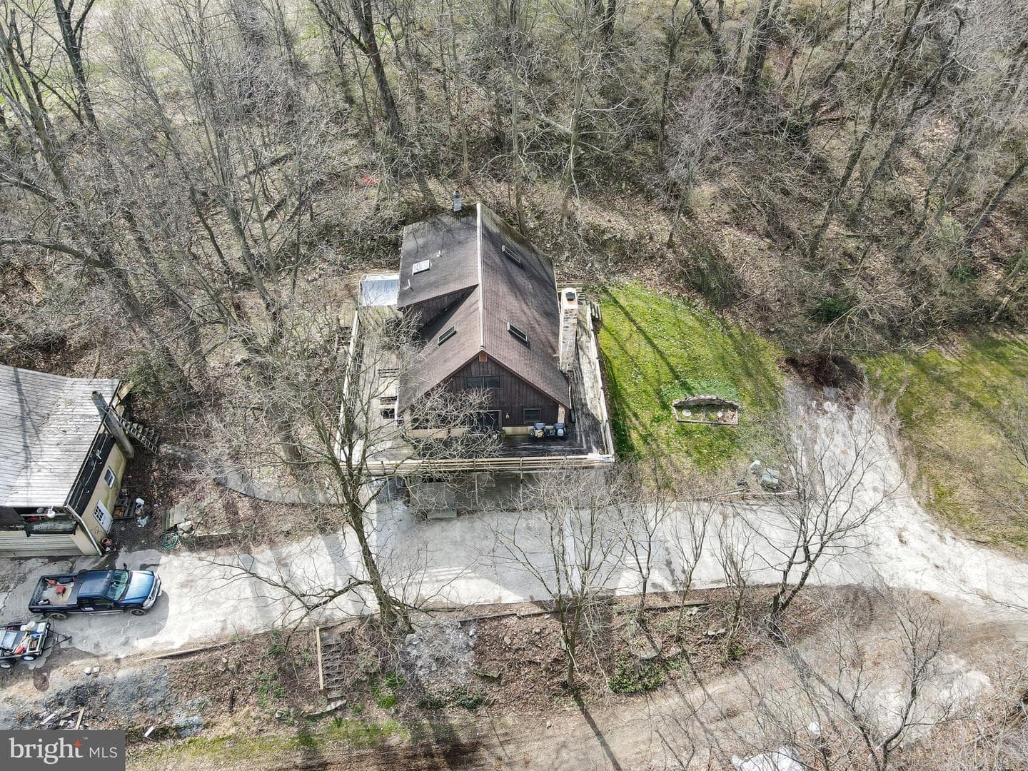 1142 Trinity North Road photo 52