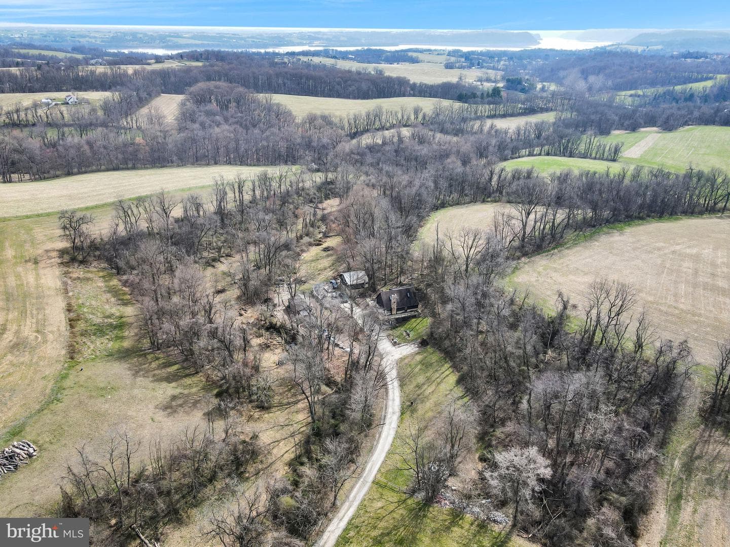 1142 Trinity North Road photo 72