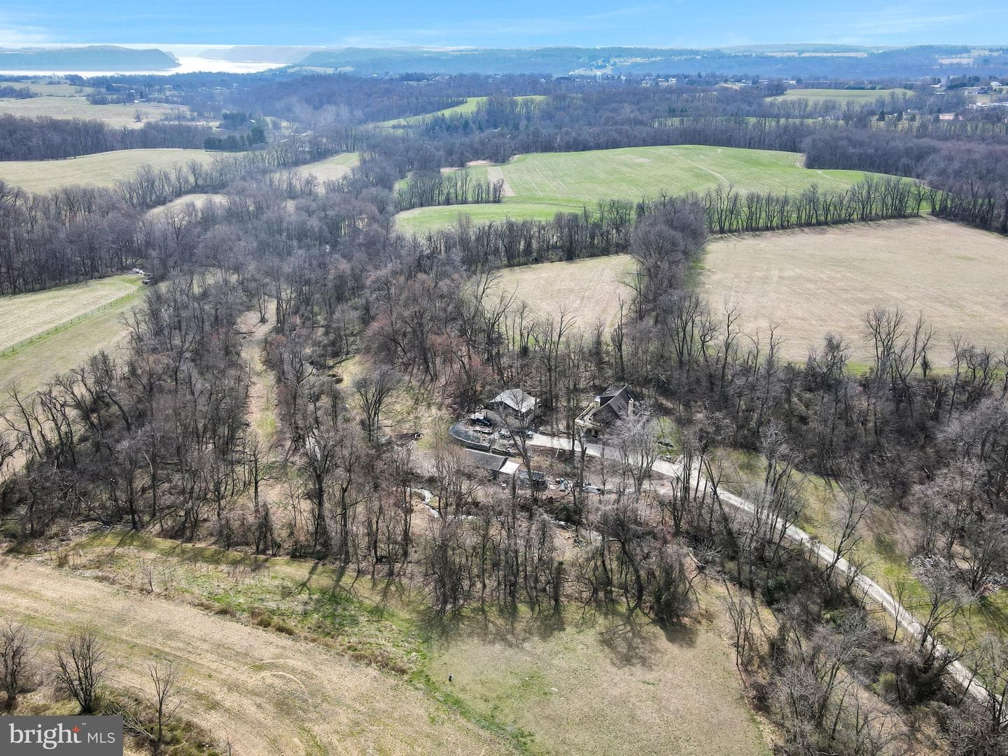 1142 Trinity North Road photo 74