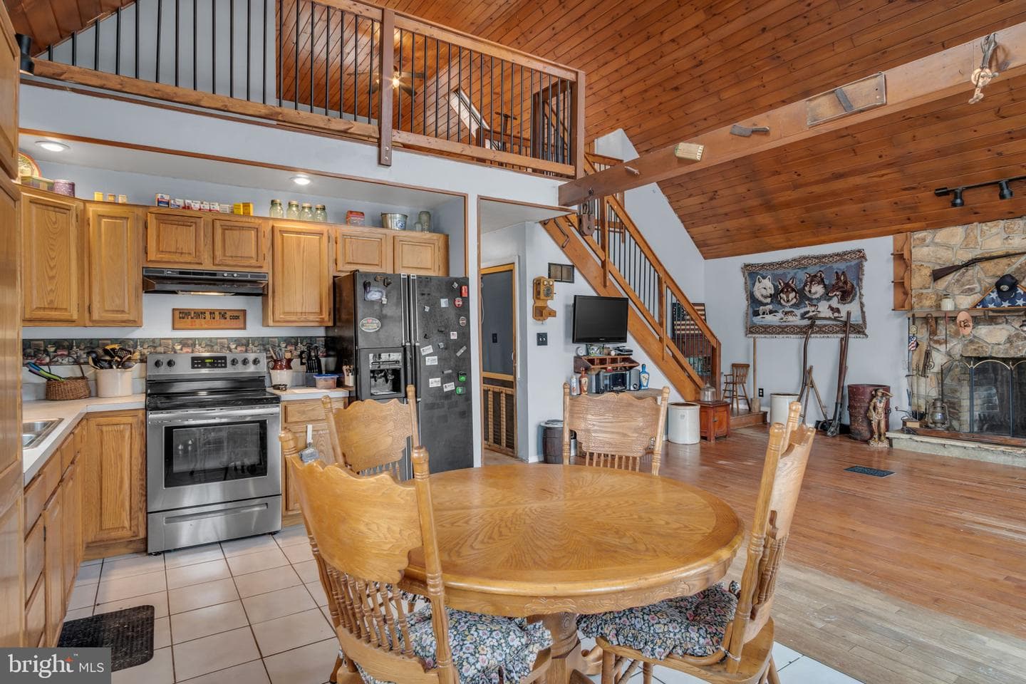 1142 Trinity North Road photo 8