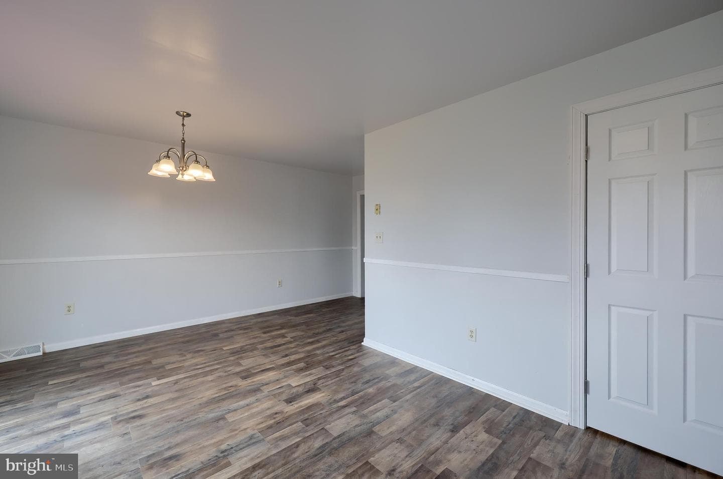 165 Robin Hill Circle photo 16