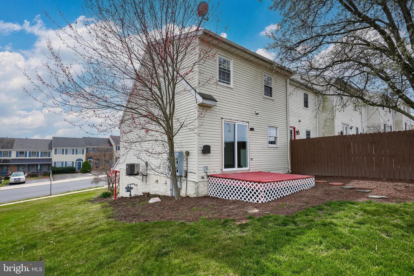 165 Robin Hill Circle photo 26