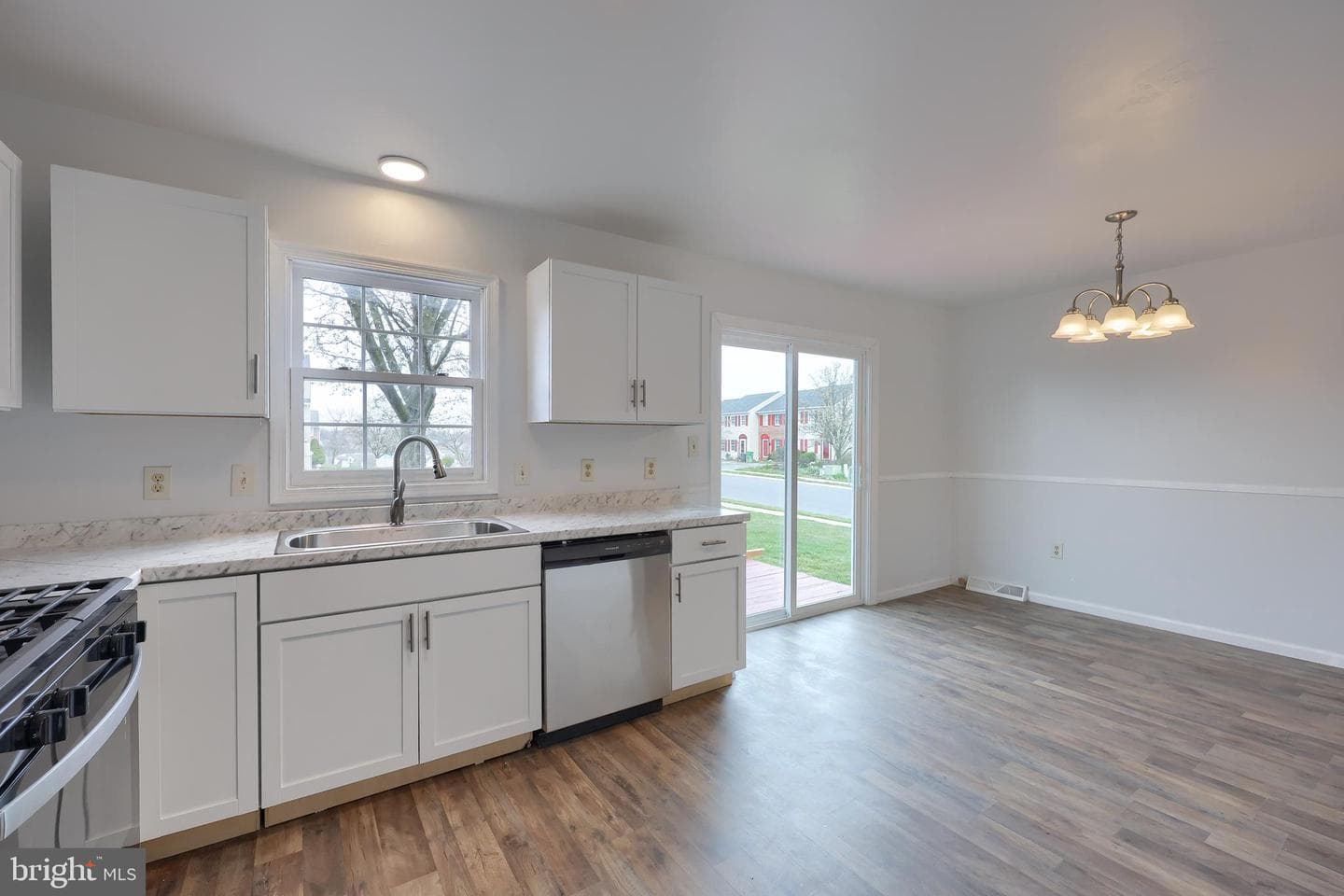 165 Robin Hill Circle photo 7