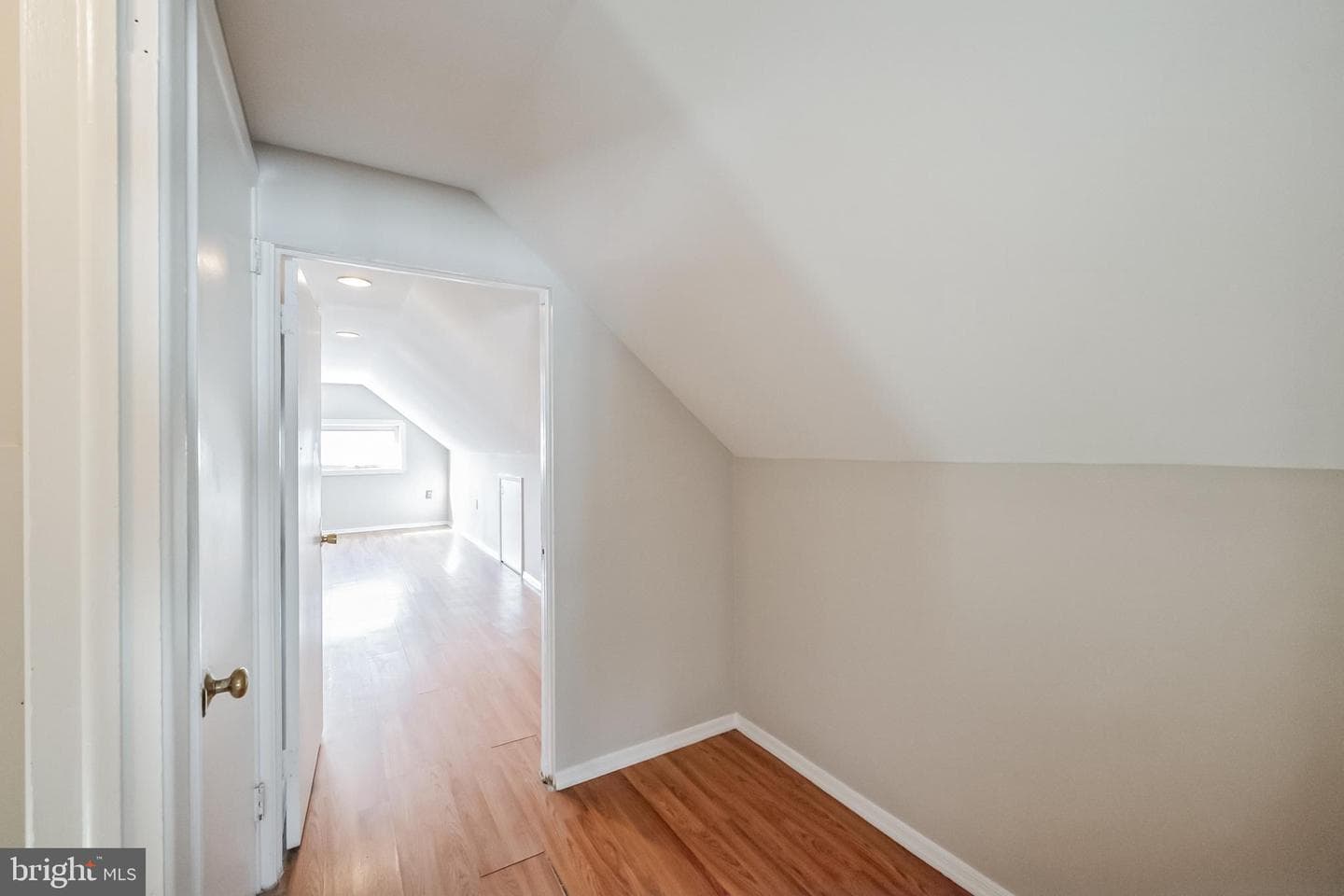 1216 Wogan Road photo 13