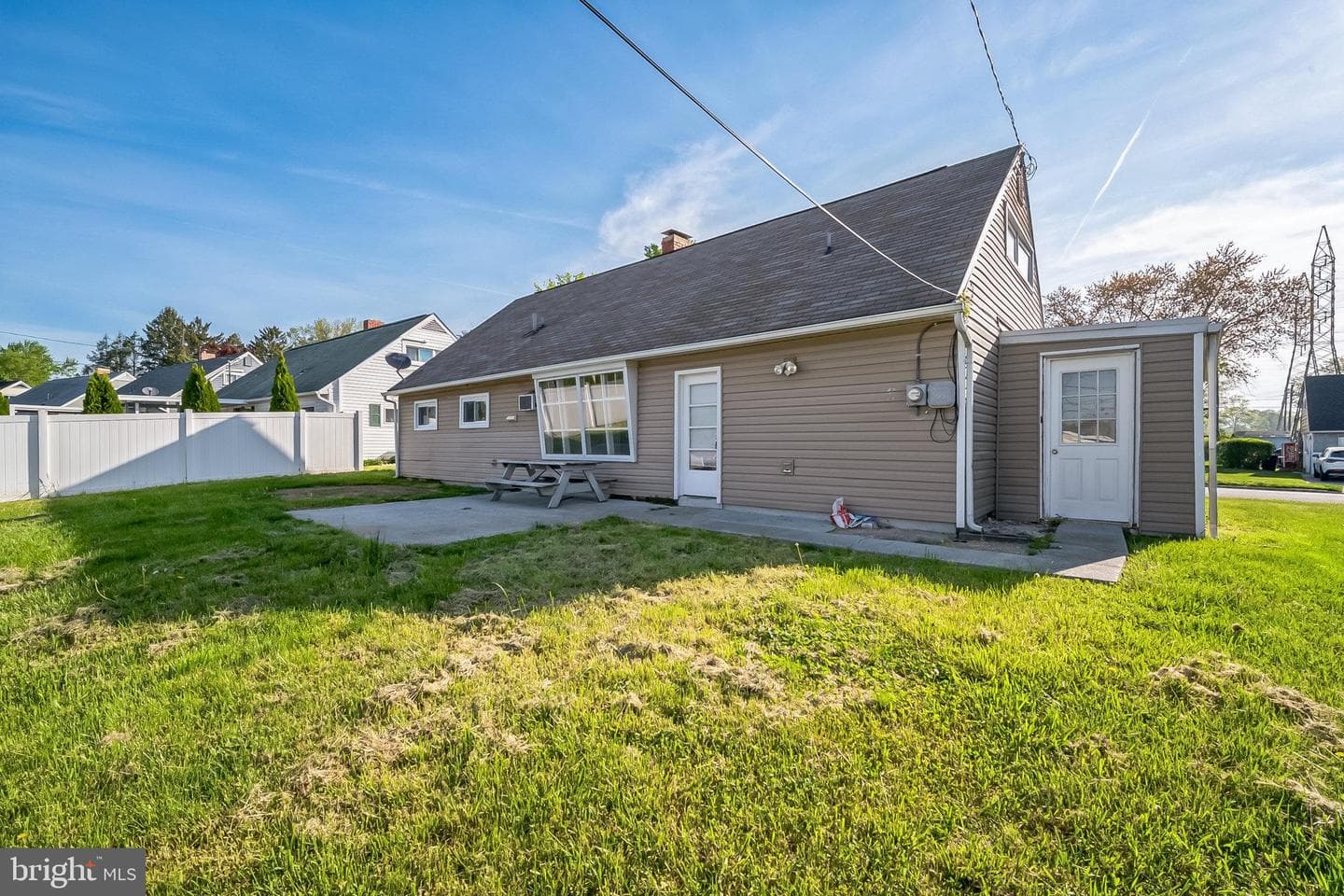 1216 Wogan Road photo 16